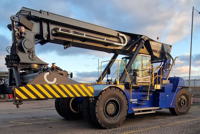 Port of Hull boosts container handling with Konecranes stacker