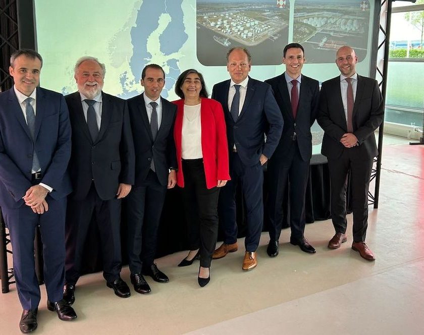 Ports of Bilbao and Amsterdam meet on development of hydrogen corridor